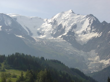 Zicht op gletsjer van de Mont Blanc