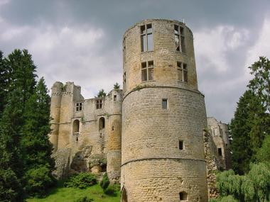 Ru�nes van het kasteel van Beaufort Ru�nes van het kasteel van Beaufort