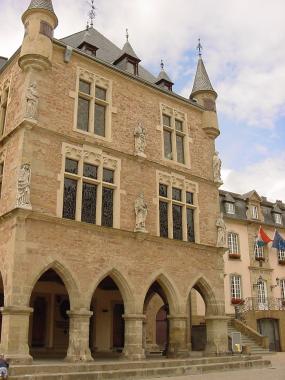 De Denzel op de Marktplatz van Echternach De Denzel op de Marktplatz van Echternach