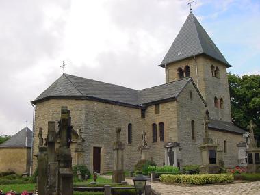 Romaans kerkje (bedevaartsoord) in Girsterklaus