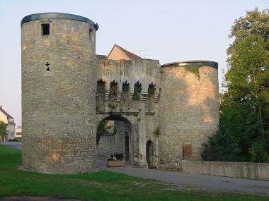 Vestingpoort in Vic-sur-Seille