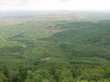 Mooi en weids uitzicht vanaf kasteel Haut-Koeningsbourg