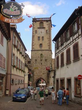 Toren in het toeristische centrum van Ribeauvill�