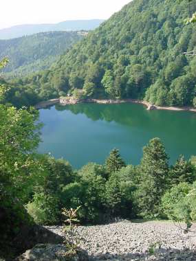 Het mooi Lac d�s Perches (Sternsee) van bovenaf gezien