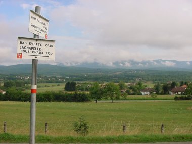 Wandelwijzer en zicht op omgeving nabij Salbert