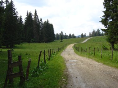 Pad tussen le Gardot en Derri�re le Mont Pad tussen le Gardot en Derri�re le Mont