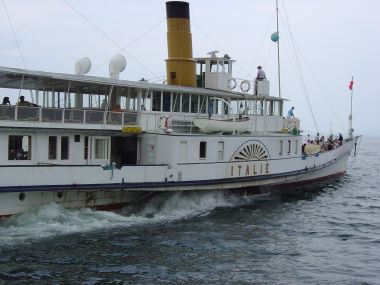 De radarboot 'Italie' op het 'Lac L�man' bij Thonon-les-Bains De radarboot 'Italie' op het 'Lac L�man' bij Thonon-les-Bains