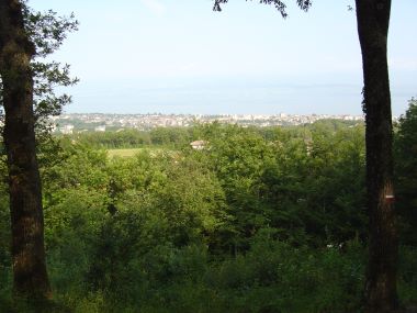 Uitzicht op Thonon-les-Bains en het meer van Gen�ve Uitzicht op Thonon-les-Bains en het meer van Gen�ve