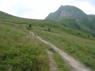Zicht op de Pointe de Mossette (2277 meter) Zicht op de Pointe de Mossette (2277 meter)