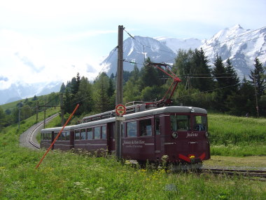 Tram op de col de Voza