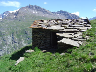 Nabij Chalets des Roches