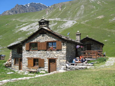 Refuge de Vallonbrun Refuge de Vallonbrun